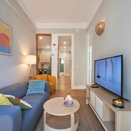 Apartment Design For Big Groups 4bed/3bath