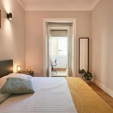 Design For Big Groups 4bed/3bath Apartment *